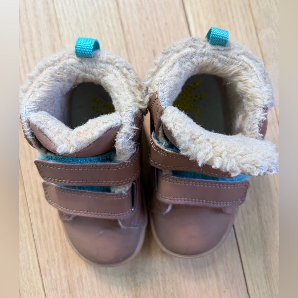 Ten Little Furry High Top Toddler Shoes Size 7.5 Brown Winter Sneakers - Picture 4 of 5